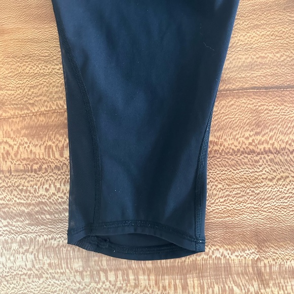 LULULEMON Cropped Leggings - Picture 8 of 11